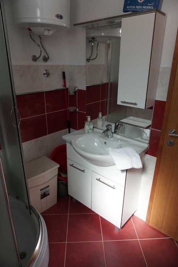 Apartments 4 Me Трогир Екстериор снимка